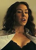Celebrity: Erin Karpluk