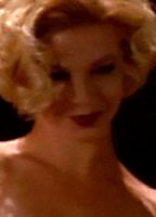 Celebrity: Holiday Hopke