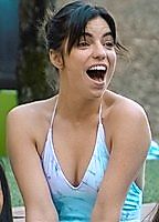 Celebrity: Angela Trimbur