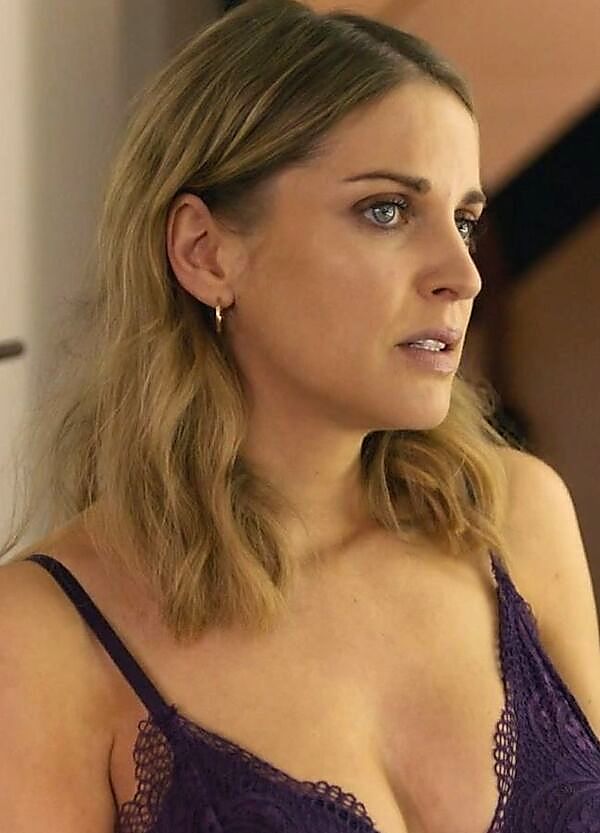 See Amy Huberman Nude | Amy Huberman Naked | Mr. Skin