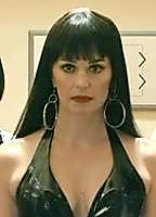 Celebrity: Laura Gordon