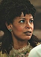 Celebrity: Thalma de Freitas