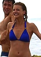 Celebrity: Emily VanCamp