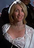 Celebrity: Elizabeth Hayes