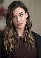 Celebrity: Odette Annable