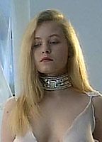 Celebrity: Ciri Thompson