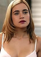 Celebrity: Paulina Gaitán