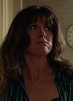 Celebrity: Essie Davis
