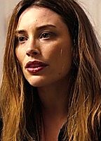 Celebrity: Arielle Vandenberg