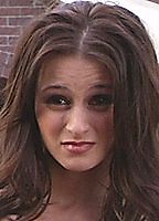 Celebrity: Melanie Papalia