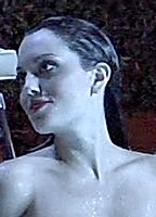 Celebrity: Elizabeth Bell