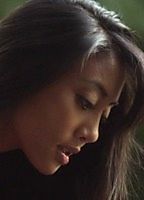 Celebrity: Donnabella Mortel