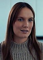 Celebrity: Ana Girardot