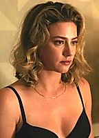 Celebrity: Lili Reinhart