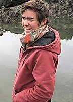 Celebrity: Elena Mitchel