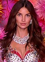 Celebrity: Lily Aldridge