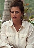 Celebrity: Sibylla Deen