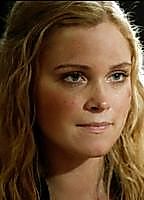 Celebrity: Eliza Taylor