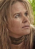 Celebrity: Nailea Norvind