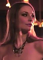 Celebrity: Ela Darling