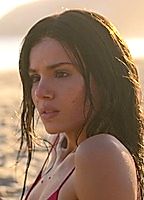 Celebrity: Camila Queiroz