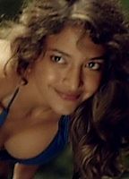 Celebrity: Laura Penuela