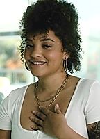 Celebrity: Kiersey Clemons