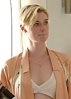 Celebrity: Elizabeth Debicki