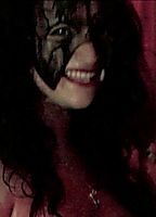 Celebrity: Niki Edwards