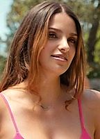 Celebrity: Nadia Sloane