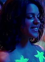 Celebrity: Eva Avila