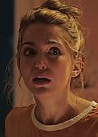 Celebrity: Jessica Rothe