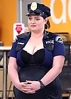 Celebrity: Lauren Ash