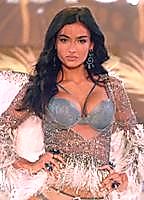 Celebrity: Kelly Gale