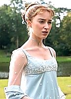 Celebrity: Phoebe Dynevor