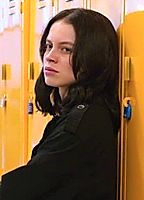 Celebrity: Ana Valeria Becerril