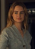Celebrity: Grace Van Patten