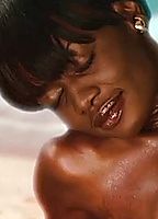 Celebrity: Anouze Schuster