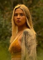 Madelyn Cline Underwear Bikini 282335