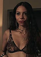 Celebrity: Stephanie Bueno