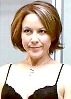 Celebrity: Veronica Neave