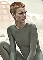 Celebrity: Amanda Collin