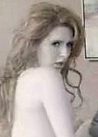 Celebrity: Chloe MacLeod