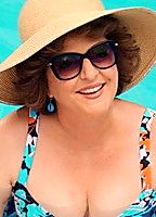 Celebrity: Annie Mumolo