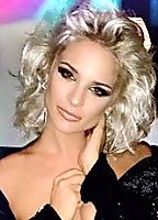 Celebrity: Ava Capra