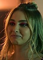 Celebrity: Gabriela Mag