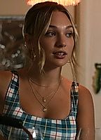Celebrity: Maddie Ziegler