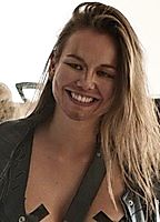 Celebrity: Eline van Gils