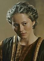 Celebrity: Henessi Schmidt