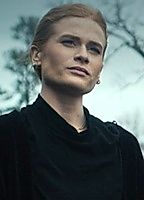 Celebrity: Mary Drew Ahrens